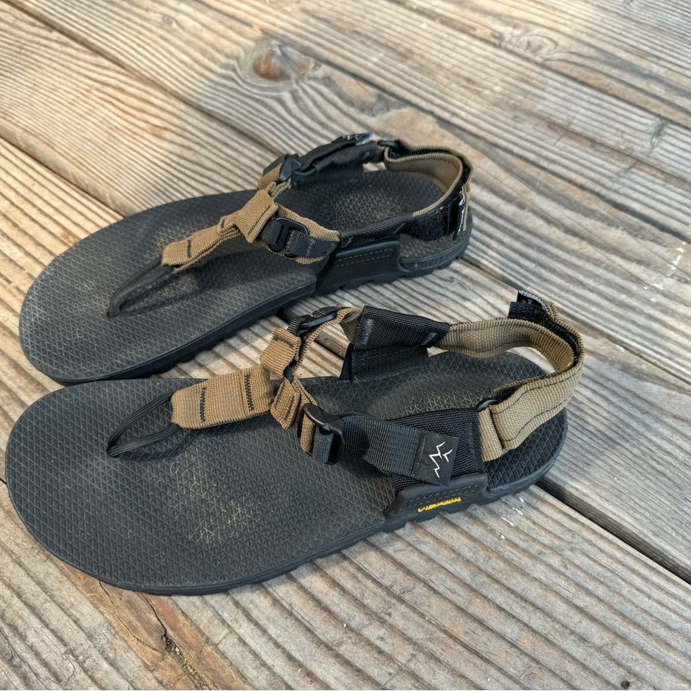 Bedrock Sandals, size w’s 8, coyote tan